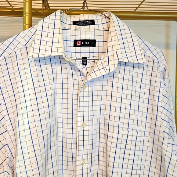 Chaps White & Blue Checkered Button Down Shirt, Long Sleeve, Sz 15-15.5; 32-33 - Picture 1 of 8